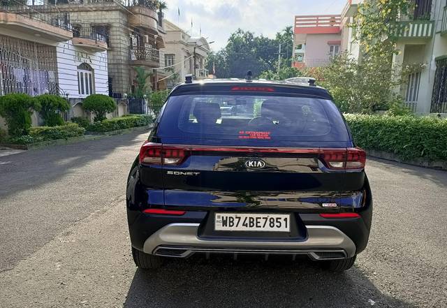 https://images10.gaadi.com/usedcar_image/3473966/original/processed_usedcar_img20220907155903_2792971_1695202246.jpg?imwidth=6402