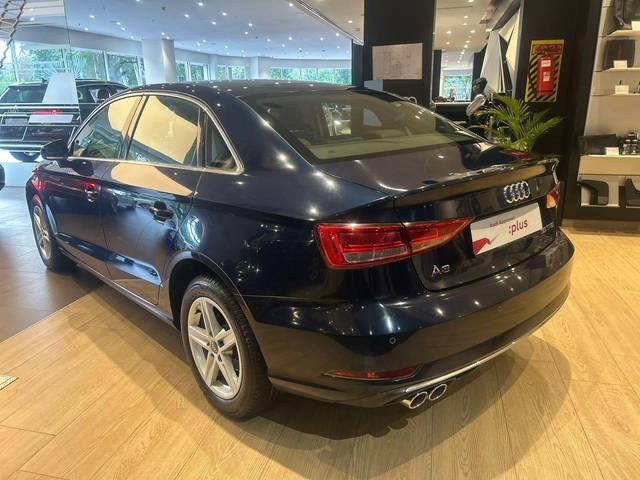 https://images10.gaadi.com/usedcar_image/3475725/original/usedcar_whatsappimage2023_06_04at61914pm_140381686739106_1686739205_56e55e57-eb50-4362-9599-a16ee1152d2c.jpeg?imwidth=6400