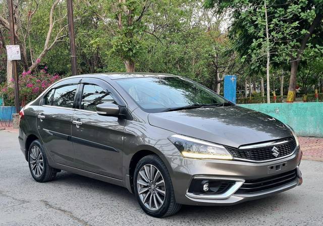 https://images10.gaadi.com/usedcar_image/3476376/original/used_car_2794884_1686814013_050e981d-5063-4084-ba6f-8b07564f703b.jpg?imwidth=6400