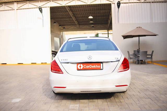 https://images10.gaadi.com/usedcar_image/3476819/original/usedcar_1_22__2795273_1686894458_f9f6a56f-e367-4fe9-9aba-e3418025539c.jpeg?imwidth=6402