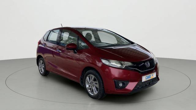 https://images10.gaadi.com/usedcar_image/3478150/original/slot__13287413727-a7bc7ac59a734bfaa440513d95217680-Exterior-8.jpg?imwidth=6400