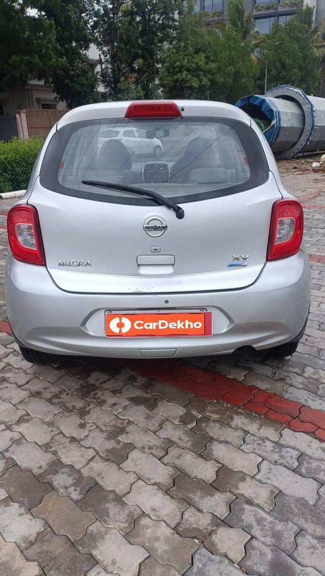 https://images10.gaadi.com/usedcar_image/3478603/original/3a56c762-b06c-4629-b3c2-b204ce3b09b9-used_car_2796686_1687001674_0e7d1b49-4d4a-4cf4-a370-0063299a8b31.jpg?imwidth=6402