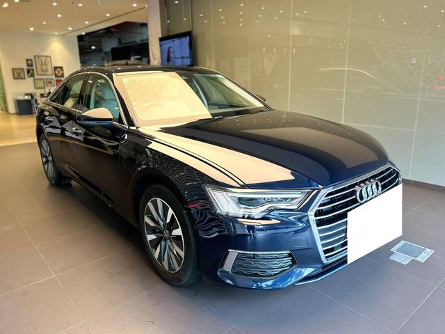 https://images10.gaadi.com/usedcar_image/3479546/original/processed_usedcar_whatsappimage2023_06_18at53804pm_1__140381687156990_1687157065.jpeg?imwidth=6400