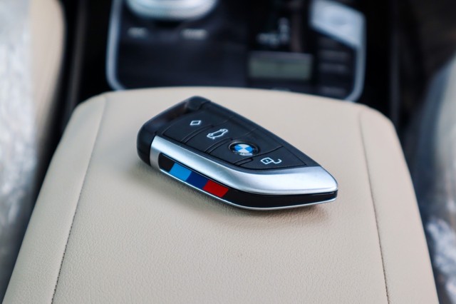 Second-hand 2025 BMW 2 Series Gran Coupe 220i M Sport Pro for sale in New Delhi-17