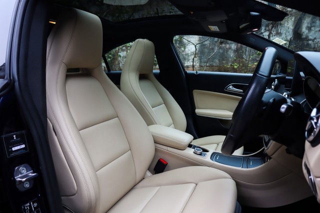 Second-hand 2019 Mercedes-Benz CLA Urban Sport 200d for sale in New Delhi-21