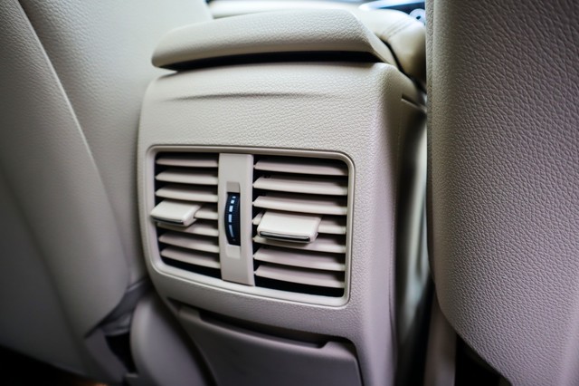 Second-hand 2019 Mercedes-Benz CLA Urban Sport 200d for sale in New Delhi-23