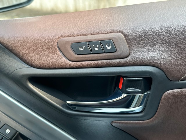 Second-hand 2023 Toyota Innova Hycross ZX Hybrid for sale in New Delhi-11