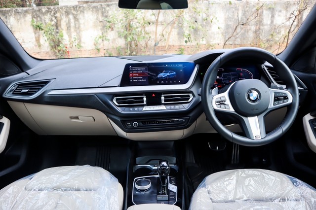 Second-hand 2025 BMW 2 Series Gran Coupe 220i M Sport Pro for sale in New Delhi-14