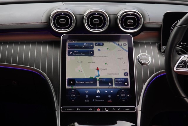 Second-hand 2023 Mercedes-Benz C-Class C 200 BSVI for sale in New Delhi-16