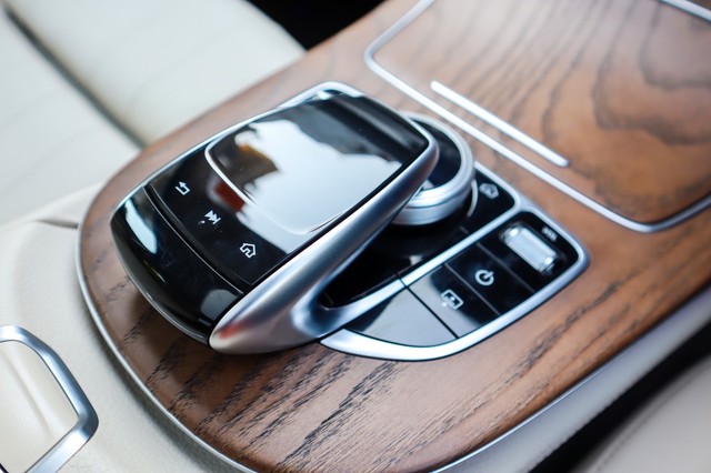 Mercedes-Benz E-Class Expression E 220d Second-hand 2020 Mercedes-Benz E-Class Expression E 220d for sale in New Delhi-16