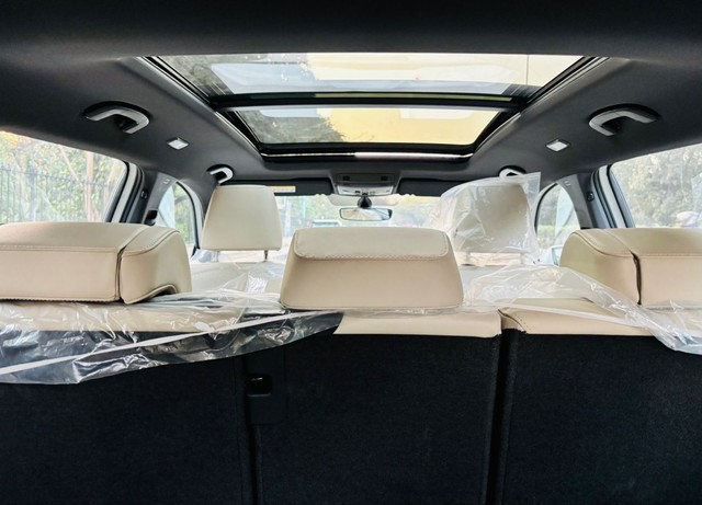 Second-hand 2023 Skoda Kodiaq Style BSVI for sale in New Delhi-7