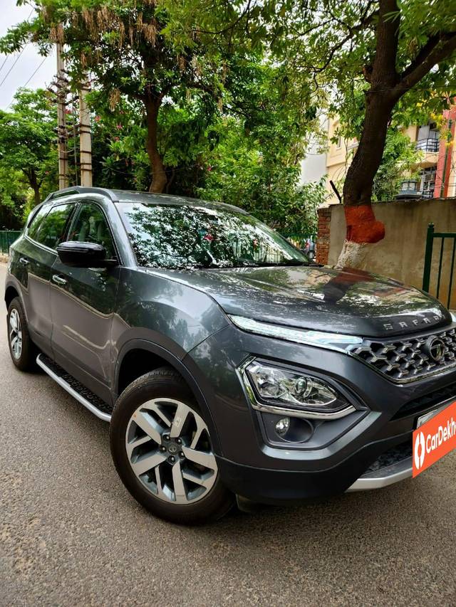 https://images10.gaadi.com/usedcar_image/3480794/original/usedcar_whatsappimage2023_06_20at11754pm_1__251071687247402_1687247411_38860caf-3743-4eac-94fc-719fc2c433a6.jpeg?imwidth=6400