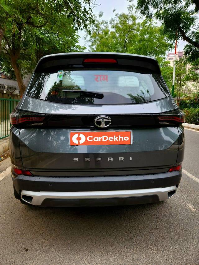https://images10.gaadi.com/usedcar_image/3480794/original/usedcar_whatsappimage2023_06_20at11755pm_251071687247402_1687247411_38860caf-3743-4eac-94fc-719fc2c433a6.jpeg?imwidth=6401