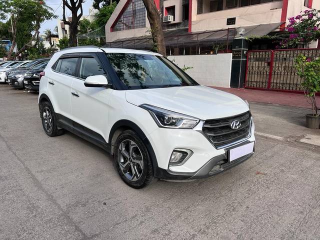 https://images10.gaadi.com/usedcar_image/3481247/original/3cbea971-5056-4674-9a7a-c0140e1f6169-front_right_view-20230620141803.jpeg?imwidth=6400