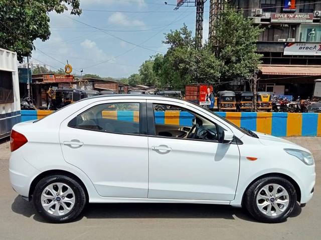 https://images10.gaadi.com/usedcar_image/3483106/original/usedcar_e9532e95_7636_4b94_ad92_a84abda3634b_119241687436462_1687436503_0fb6d101-b123-4ec5-8823-f47df145a7b8.jpg?imwidth=6401