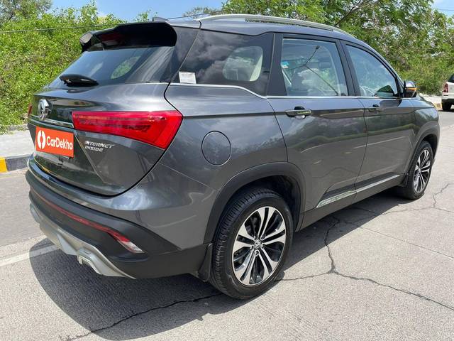 https://images10.gaadi.com/usedcar_image/3484011/original/usedcar_6539e1b4_228d_4abf_a6bc_308d3deeb4e9_28281687520855_1687520954_24322899-1054-4e3b-8487-1502c93ae6c6.jpg?imwidth=6402