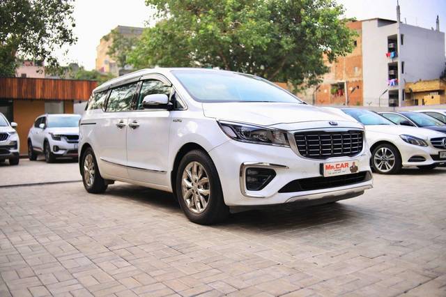https://images10.gaadi.com/usedcar_image/3488860/original/usedcar_1_9__10151688017464_1688017477_26f1f193-1148-49c5-999b-9afaa2abc266.jpeg?imwidth=6400