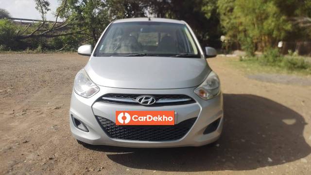 https://images10.gaadi.com/usedcar_image/3489225/original/84489be3-e6e1-4dbb-9528-92a771eee01b-used_car_2805091_1688026230_a0a60c82-2300-4f75-a478-2f2da363c436.jpg?imwidth=6400