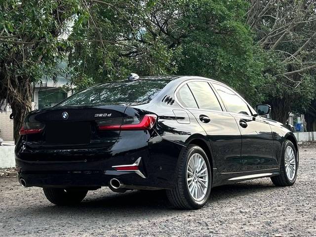 https://images10.gaadi.com/usedcar_image/3489282/original/66383615-787c-440d-aa21-abf91f3adfbf-used_car_2805142_1688029028_ab77d5ff-bc15-4694-b417-0c0b275fe3b5.jpg?imwidth=6402