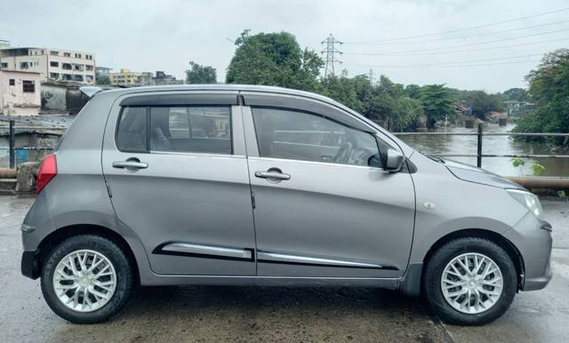 https://images10.gaadi.com/usedcar_image/3489333/original/f05e2a66-e0a6-482d-bd65-1e081c67c5dd-used_car_2805182_1688031846_f8ea4c71-454c-4032-8eb9-69fa53a55fb7.jpg?imwidth=6401