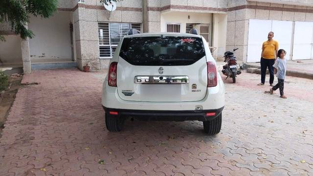 https://images10.gaadi.com/usedcar_image/3489838/original/3b4acd39-976a-4be6-9e75-79d12fb6a110-VCC_1751109_96_1687499286.jpg?imwidth=6402