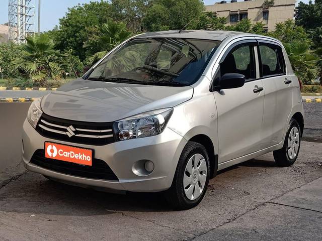https://images10.gaadi.com/usedcar_image/3490564/original/97adc031-d5dc-4df4-9e5c-2d47a1e7b731-used_car_2806168_1688127457_237a84b3-1d65-4eff-807e-cdd996418808.jpg?imwidth=6402