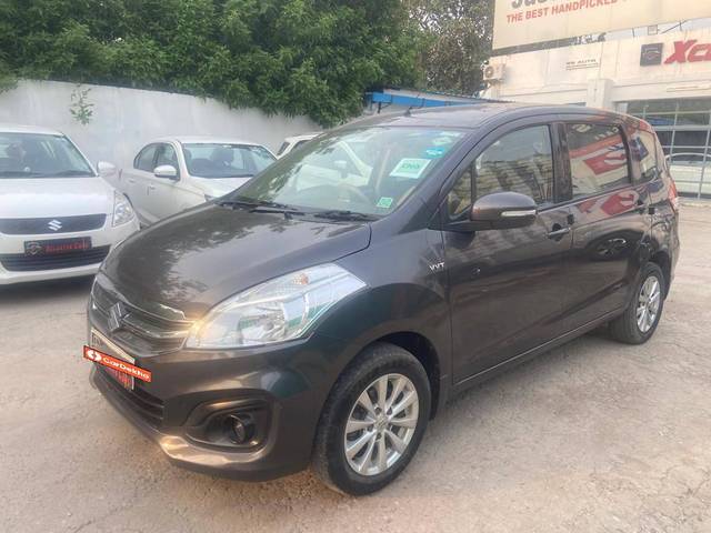 https://images10.gaadi.com/usedcar_image/3491175/original/357369a0-610f-40a0-b0f2-54638effdd95-used_car_2806613_1688199286_dfcbb940-0705-456d-b966-d097725c8332.jpg?imwidth=6402