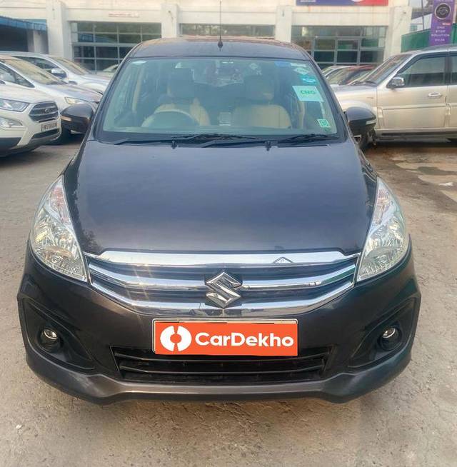 https://images10.gaadi.com/usedcar_image/3491175/original/588dde22-0795-4ab8-bea5-f50ce2b41e43-used_car_2806613_1688199279_dfcbb940-0705-456d-b966-d097725c8332.jpg?imwidth=6400