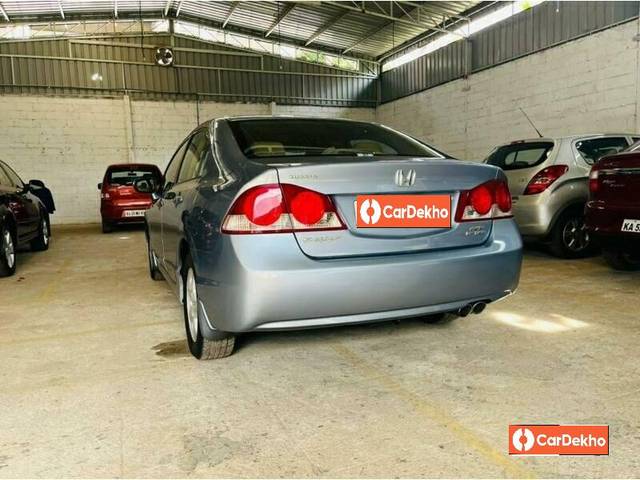 https://images10.gaadi.com/usedcar_image/3491773/original/8d2f923c-0a49-4adc-b9e5-293ea72b6467-used_car_2807011_1688282093_211b7579-5431-4a12-8b7d-22d68cef0c6e.jpg?imwidth=6402
