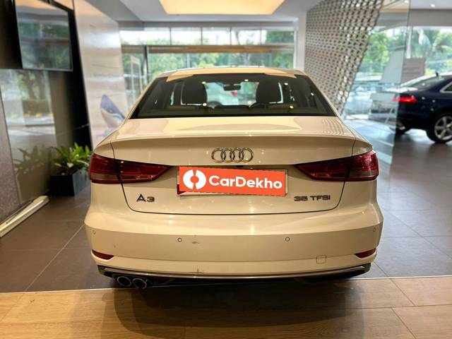 https://images10.gaadi.com/usedcar_image/3492078/original/usedcar_whatsappimage2023_07_02at54001pm_140381688306203_1688306253_5ab8ff8c-f3a7-4c52-a056-9483396b4af3.jpeg?imwidth=6402