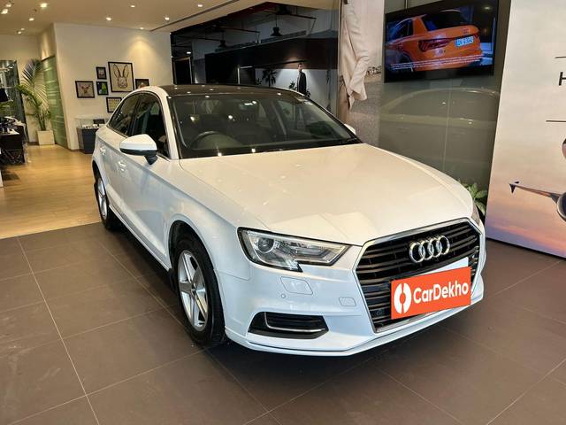 https://images10.gaadi.com/usedcar_image/3492078/original/usedcar_whatsappimage2023_07_02at54002pm_1__140381688306203_1688306257_5ab8ff8c-f3a7-4c52-a056-9483396b4af3.jpeg?imwidth=6400