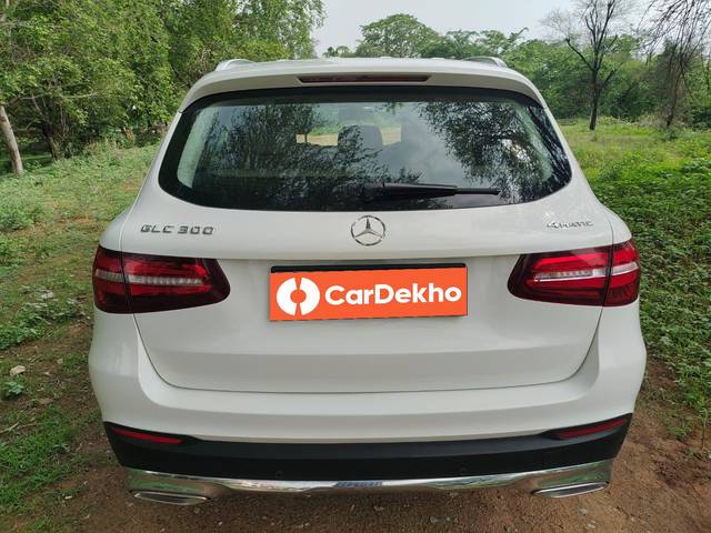 https://images10.gaadi.com/usedcar_image/3493727/original/0291ae89-efe8-408d-9dba-716d84c04834-used_car_2808518_1688453115_3122dd42-5d15-4f5e-998f-530508b75296.jpg?imwidth=6402