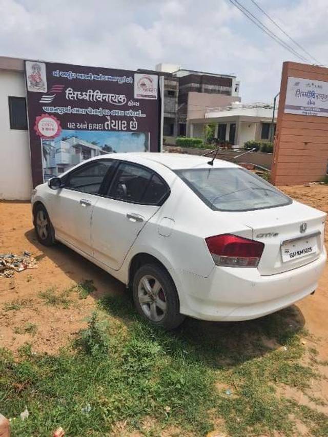 https://images10.gaadi.com/usedcar_image/3496864/original/11556266-f6cb-4a27-a481-17a8ef511186_78bb312c-93c1-483b-83af-1392953603dd.jpg?imwidth=6402