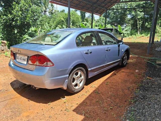 https://images10.gaadi.com/usedcar_image/3498537/original/43804e33-411b-437a-b0d1-a7397d819843_3c634aa7-faed-47ab-b9c1-3e6631c57a99.jpg?imwidth=6401