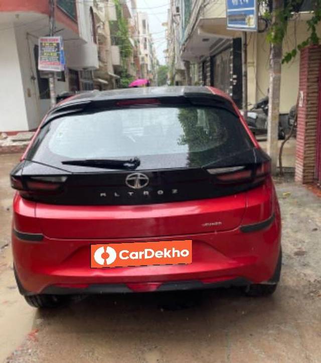 https://images10.gaadi.com/usedcar_image/3499055/original/b8b6697f-9cec-4b01-8d87-bcee351818e9_23dbb93a-0f29-4692-802a-4cd8343b34ab.jpeg?imwidth=6401