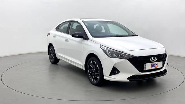 https://images10.gaadi.com/usedcar_image/3500269/original/usedcar_44_2813237_1689072457.jpg?imwidth=6400