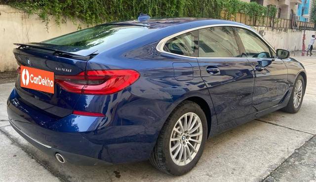 https://images10.gaadi.com/usedcar_image/3500726/original/6b34fb1e-094f-4d56-8b73-7ea66c1f339f-used_car_2813620_1689073317_0f02d0cd-3d92-49e1-b68a-3310b4b244b4.jpg?imwidth=6402