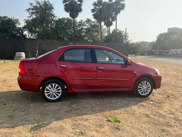 https://images10.gaadi.com/usedcar_image/3501126/original/133d0e3d-7365-4616-a90d-cdb33c12c0dc-used_car_2813845_1689182302.jpg?imwidth=6401