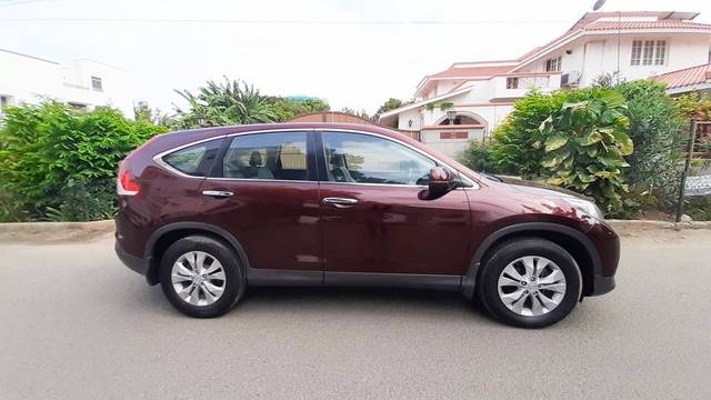 https://images10.gaadi.com/usedcar_image/3502339/original/9620e4ad-7e5f-46e5-8814-7a2b52b24492-used_car_2814788_1689231716.jpg?imwidth=6401