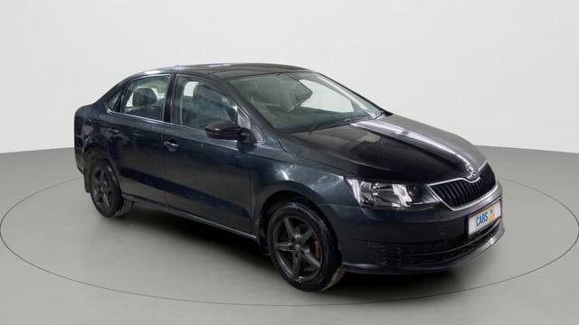https://images10.gaadi.com/usedcar_image/3503395/original/slot__10030618796-af9963b00251465bb5088e81bb796407-Exterior-8.jpg?imwidth=6400