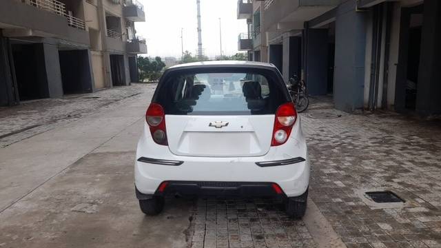 https://images10.gaadi.com/usedcar_image/3505648/original/9f086cf3-f452-410a-9fc8-730d896a2168-VCC_1756934_96_1688968851.jpg?imwidth=6402