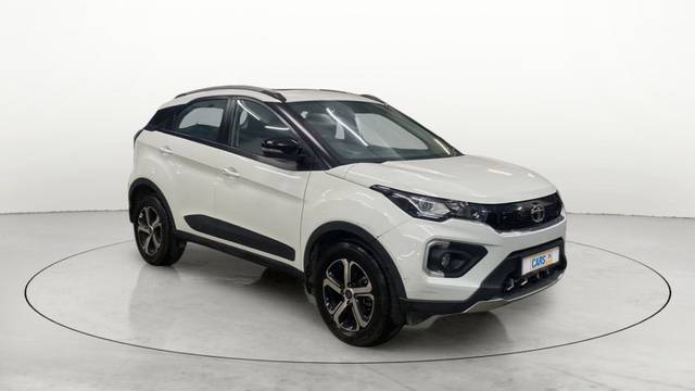https://images10.gaadi.com/usedcar_image/3506388/original/11663211721-c82ba749dc6945dfa62b001fc028a5e5-Exterior-8.jpg?imwidth=6400
