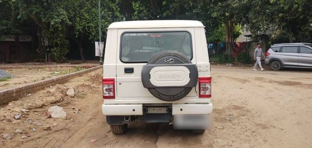 https://images10.gaadi.com/usedcar_image/3510642/original/3086454c-858b-4285-807e-204c5236935e-VCC_1758519_96_1689324773.jpg?imwidth=6402