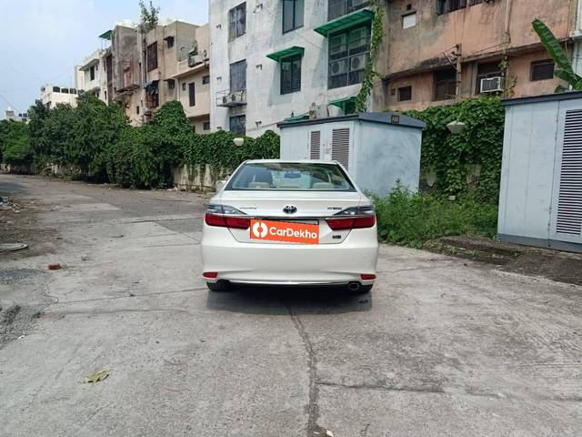 https://images10.gaadi.com/usedcar_image/3511763/original/572fa236-9b7d-4774-9fea-a5ef7679864c-used_car_2821801_1690024345_331432c1-69cf-462e-ae13-5c4624c3097c.jpg?imwidth=6401