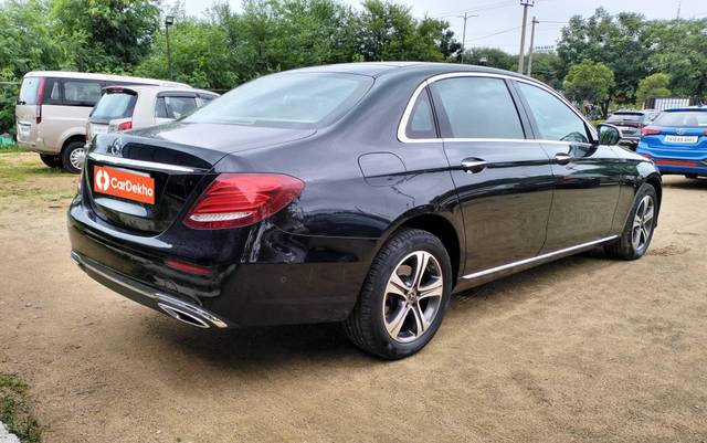 https://images10.gaadi.com/usedcar_image/3511887/original/usedcar_img20230722115030_2021690030216_1690030252_d7418d1b-ee28-475b-9fd1-56c52a36e7ed.jpg?imwidth=6402