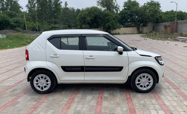 https://images10.gaadi.com/usedcar_image/3512227/original/eea829e6-f77e-49de-b051-e98d7708a4c2-used_car_2822101_1690093621.jpg?imwidth=6401