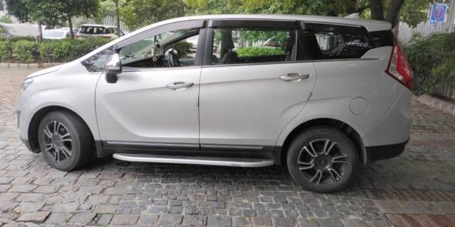 https://images10.gaadi.com/usedcar_image/3513000/original/31be59b7-fa2d-41dc-82a7-16b518e66523-VCC_IMG_1689578562221_1759377_95_1689578864.jpg?imwidth=6401