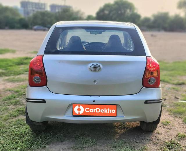 https://images10.gaadi.com/usedcar_image/3513071/original/48d6e63d-530a-4088-bd88-973525941a6a-used_car_2822565_1690191459_0ad284b8-11cb-403f-b0cf-8e3ea5d26ff9.jpg?imwidth=6402