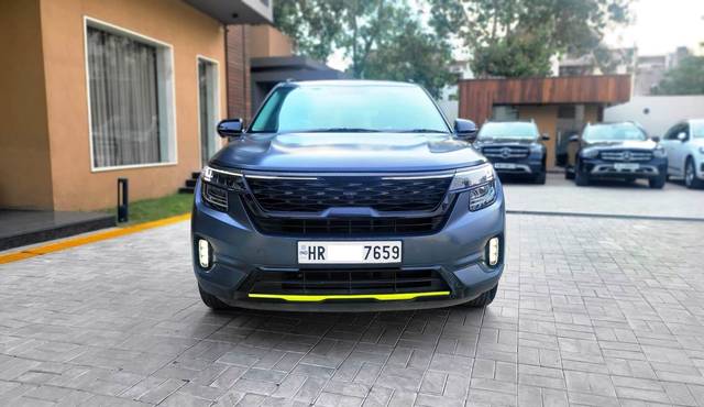 https://images10.gaadi.com/usedcar_image/3514180/original/usedcar_1_25__10151690267290_1690267338.jpeg?imwidth=6401
