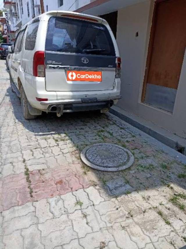 https://images10.gaadi.com/usedcar_image/3515434/original/ce554c95-5caf-49bf-9ee6-62d5c1d5bbee_492d19c7-0ed8-4902-8f89-94e0b5214536.jpg?imwidth=6400